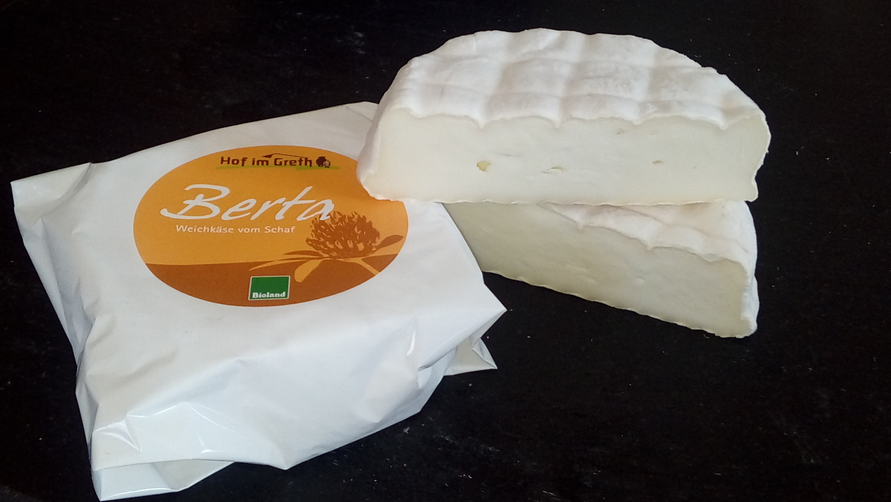 Kleine Berta - Weichkäse aus Schafsmilch – Hof im Greth Kleine Berta - Weichkäse aus Schafsmilch – Hof im Greth